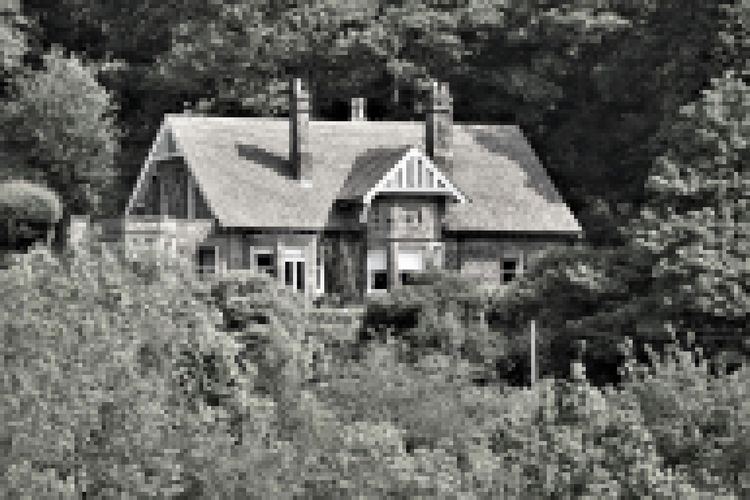 cottage-2.jpg